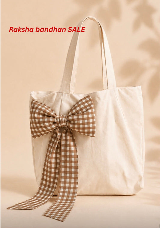 Beige side bow